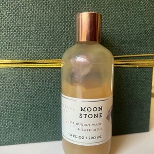 Moonstone 2-in-1 Bubbly Wash & Bath Milk - Golden Beige